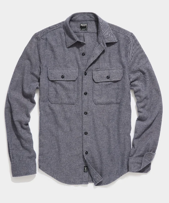 TODD SNYDER ALASKAN CHAMOIS SHIRT IN CHAMBRAY Trendy Men's Bucket