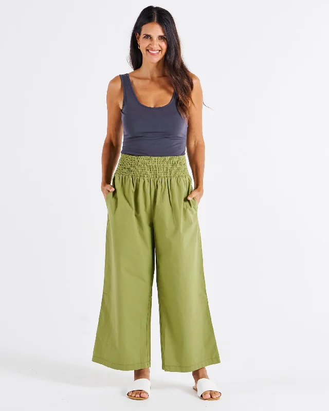 Betty Basics Sevilla Wide Leg Pant Pistachio Modern Men's Tech